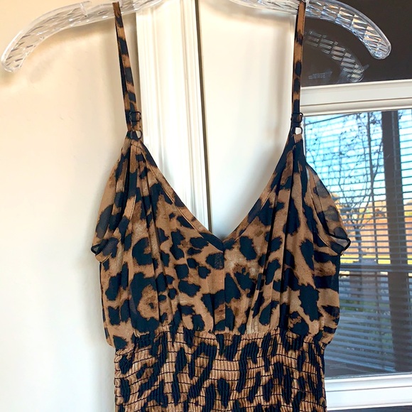 High-Low Animal Print Ruffled Dress 🐆 - Picture 5 of 11